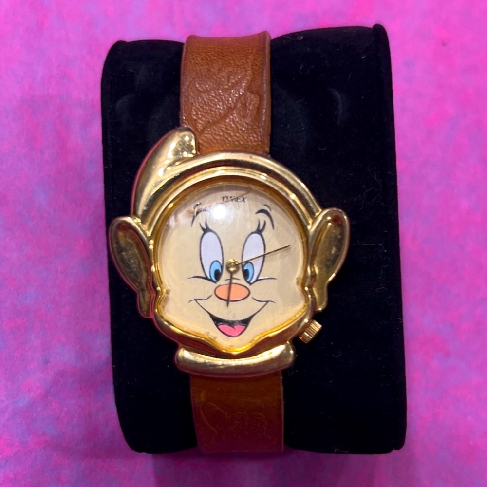 Brown Leather Dopey 1990s watch - Picture 1 of 2